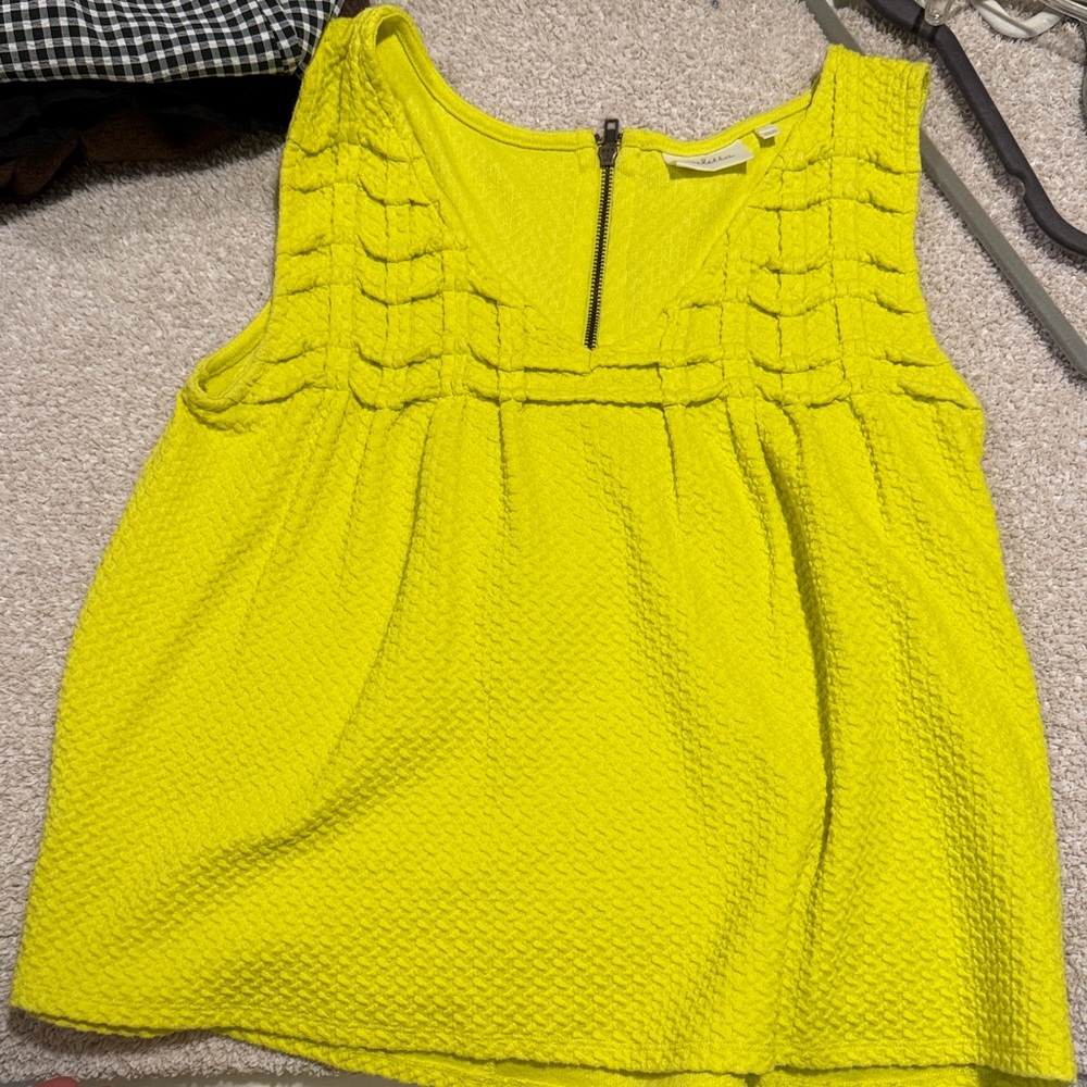 Deletta Yellow Textured Sleeveless Blouse